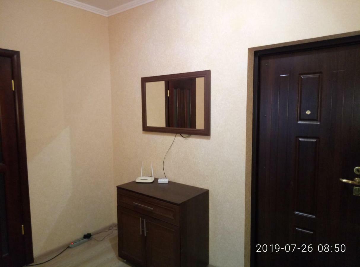Люкс Апартаменты На Позняках Kiev Exterior foto