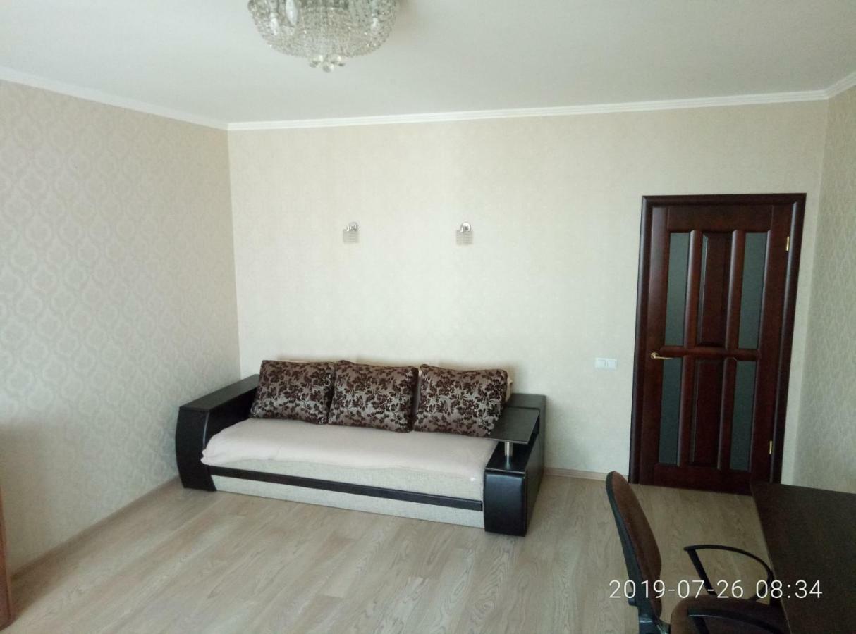 Люкс Апартаменты На Позняках Kiev Exterior foto