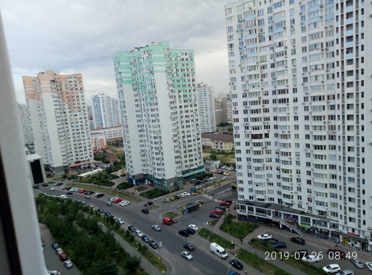 Люкс Апартаменты На Позняках Kiev Exterior foto